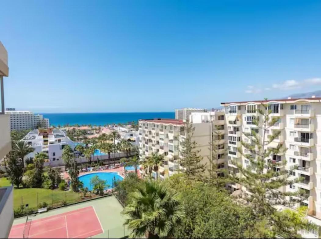 Holidays In Playa De Las Americas Arona  Exterior photo