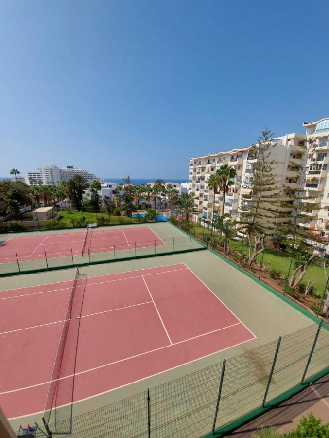 Holidays In Playa De Las Americas Arona  Exterior photo