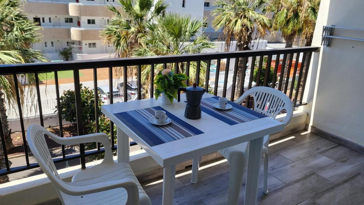 Holidays In Playa De Las Americas Arona  Exterior photo